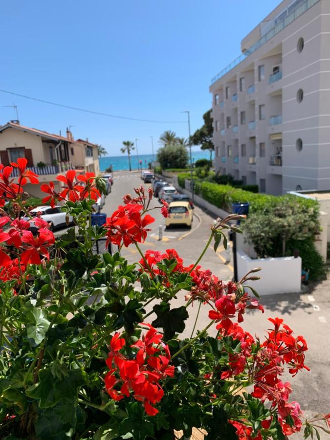 Hotel La Villa Des Oliviers Cagnes-sur-Mer Exterior photo